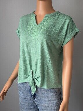 Cable & Gauge Mint Short Sleeve Top